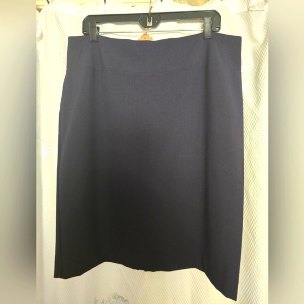 Skirt by Ellen Tracy  EUC